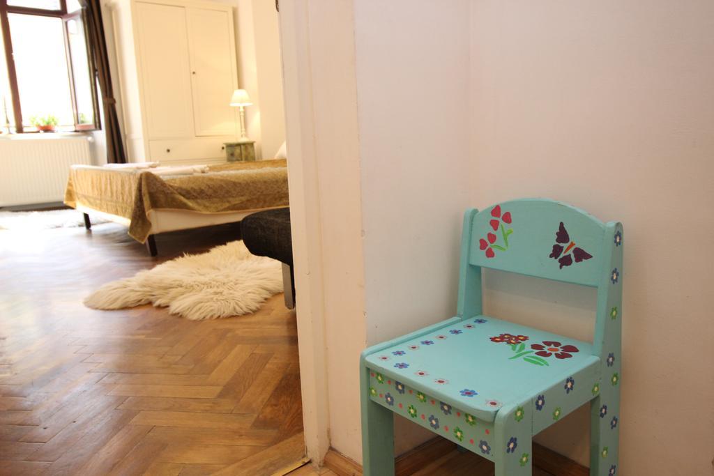 Versus Art Studio Braşov Habitación foto